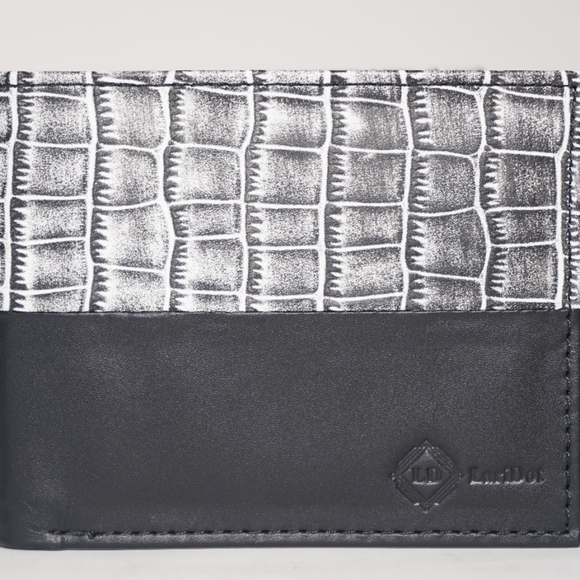 Genuine cow Napa crocodile texture Leather Men wallet - Picture 3 of 7